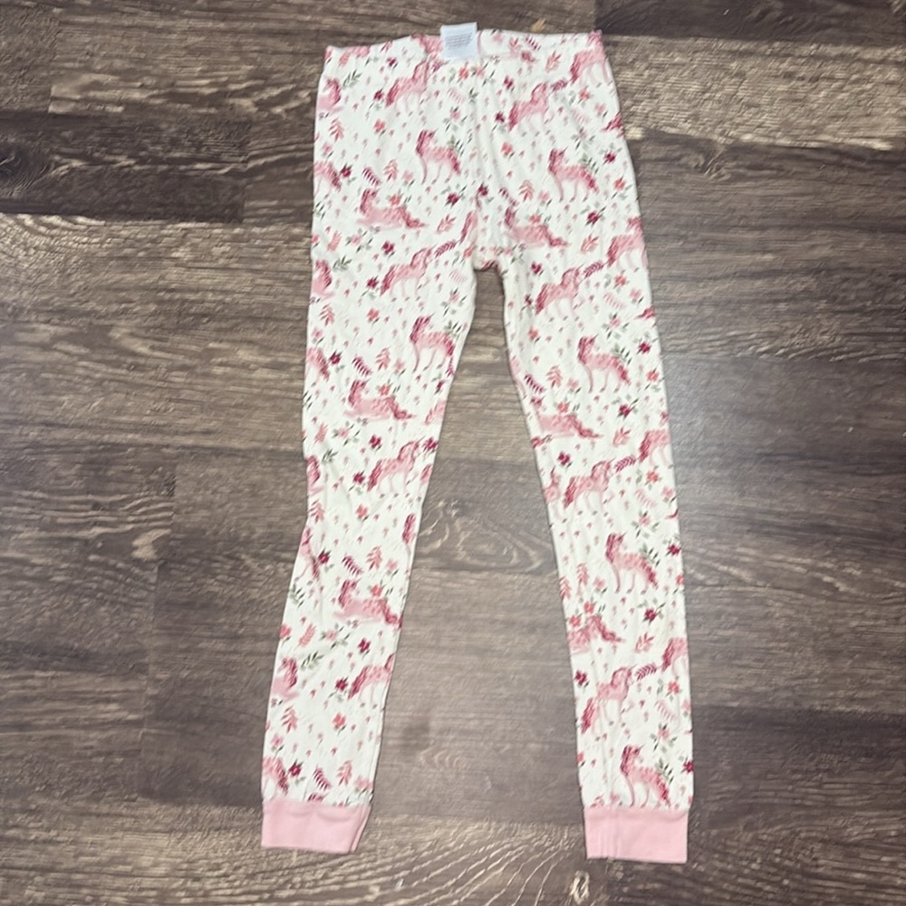 Girl unicorn pajama set includes long sleeve top and pants size 8 - Picture 4 of 6